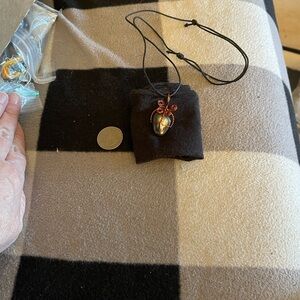 Elegant Copper and StonePendant Necklace